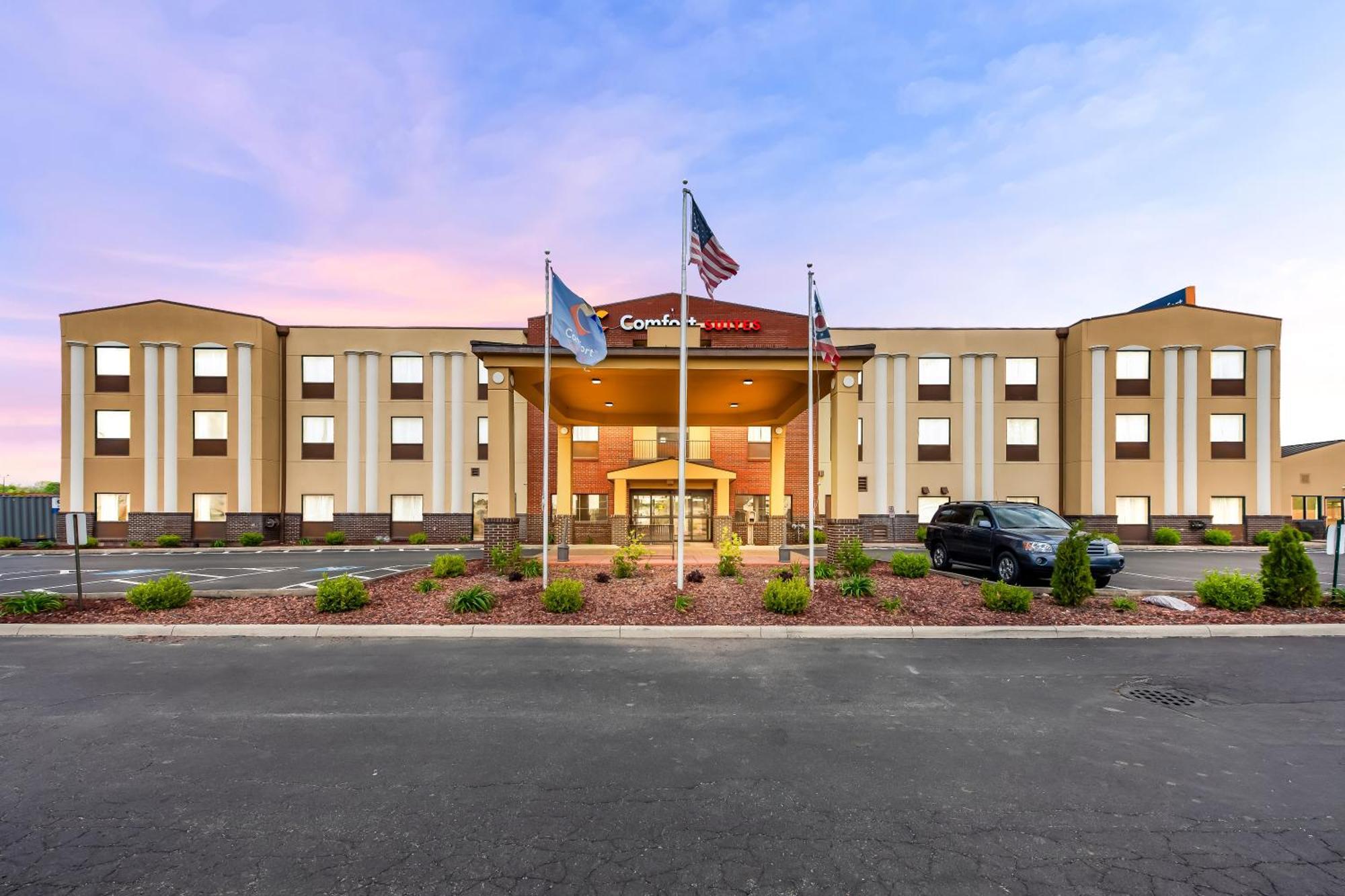 Comfort Suites Columbus Buitenkant foto