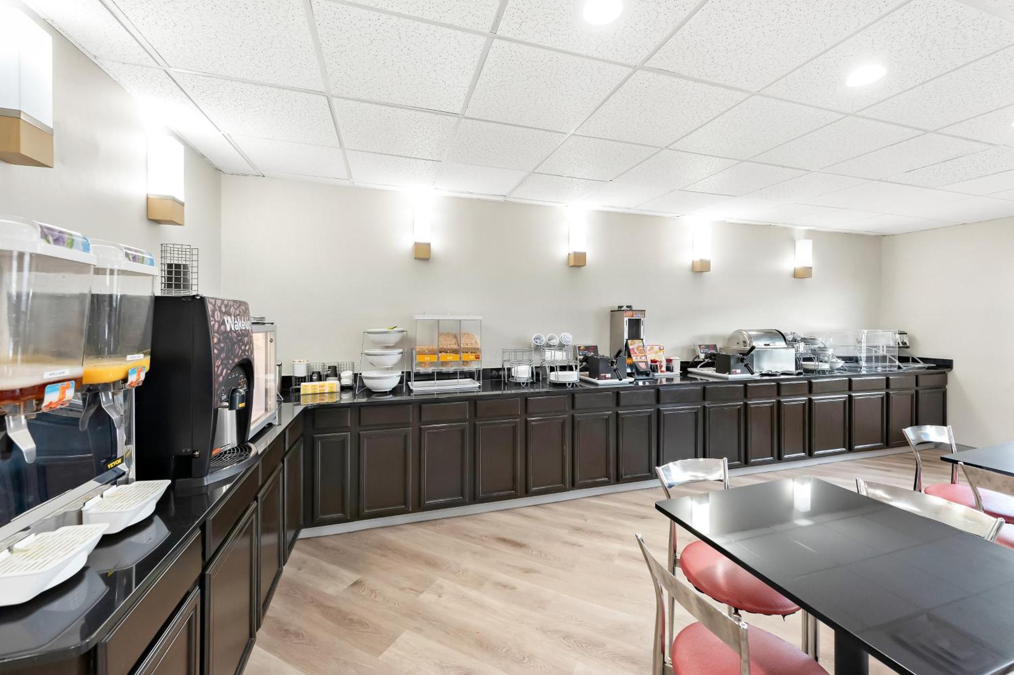 Comfort Suites Columbus Buitenkant foto