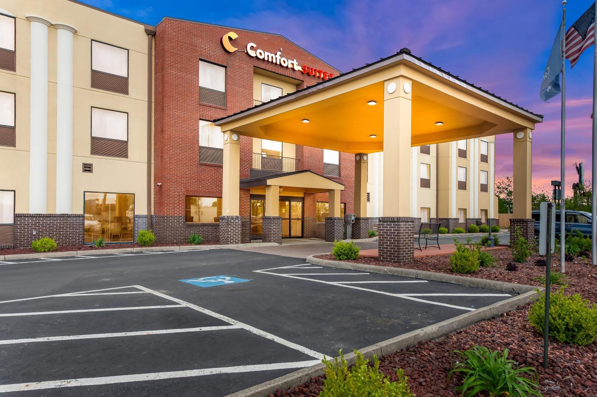 Comfort Suites Columbus Buitenkant foto