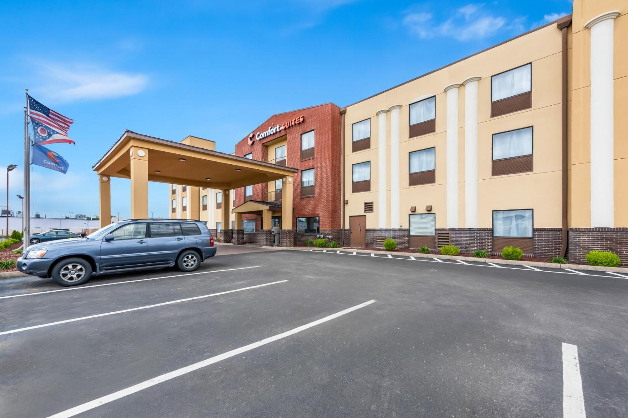 Comfort Suites Columbus Buitenkant foto