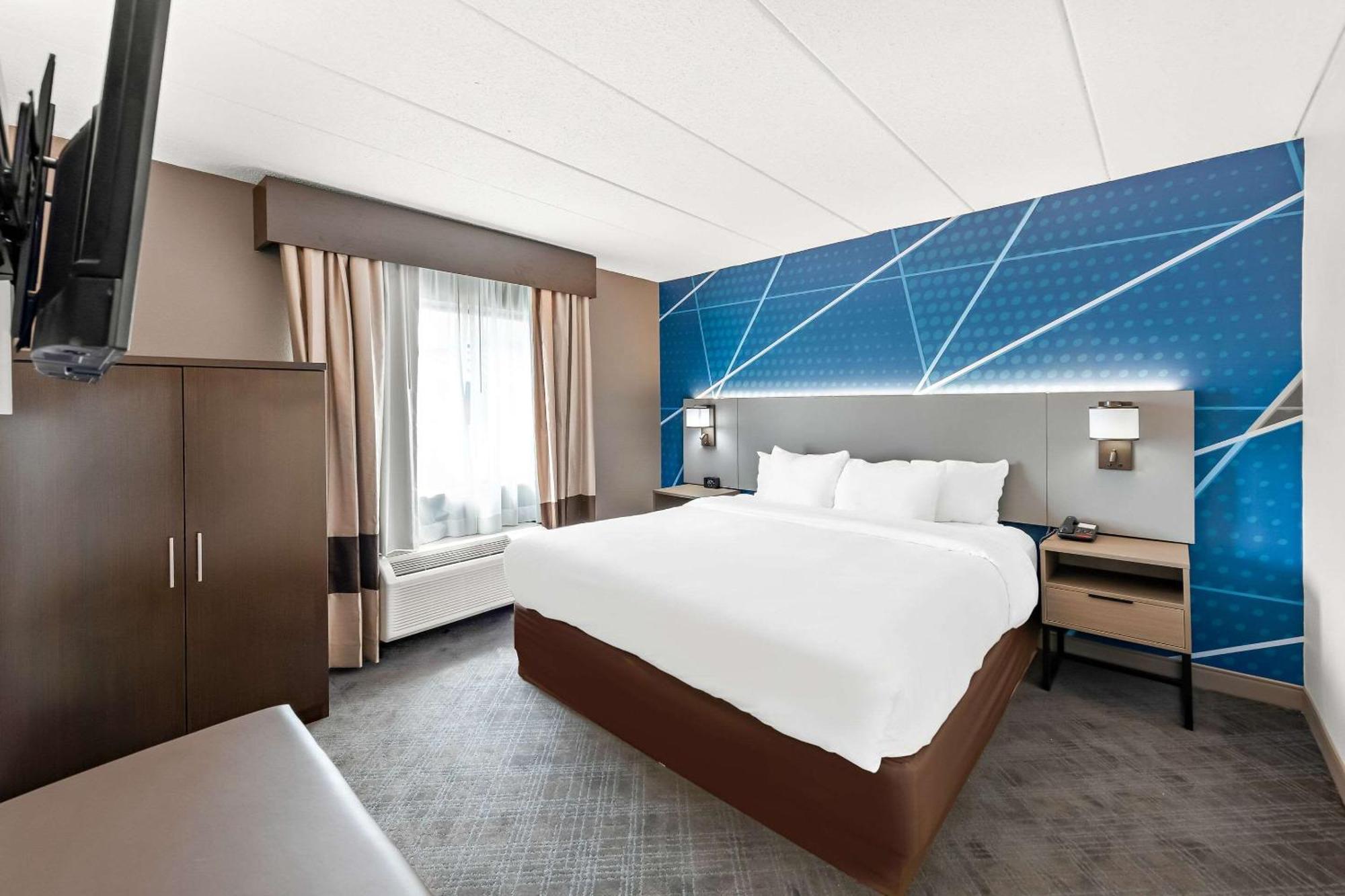 Comfort Suites Columbus Buitenkant foto