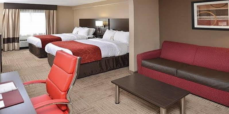 Comfort Suites Columbus Buitenkant foto